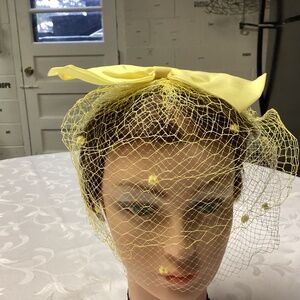 Yellow Birdcage Fascinator Veil Hat Netting Head Covering Bow Trim Vintage 1960s